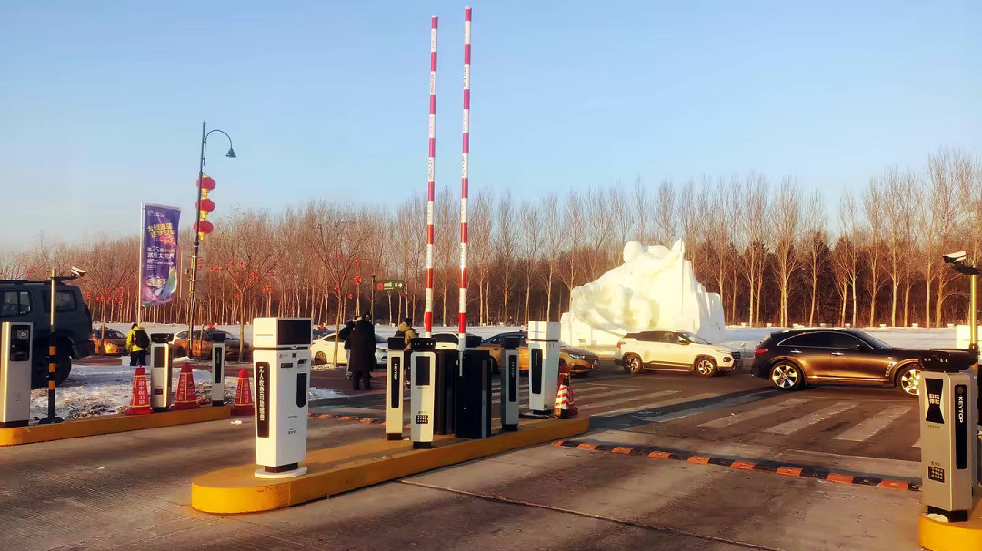 “爾濱”強勢出圈，科拓智慧停車助力多個景區(qū)迎接“八方來客”